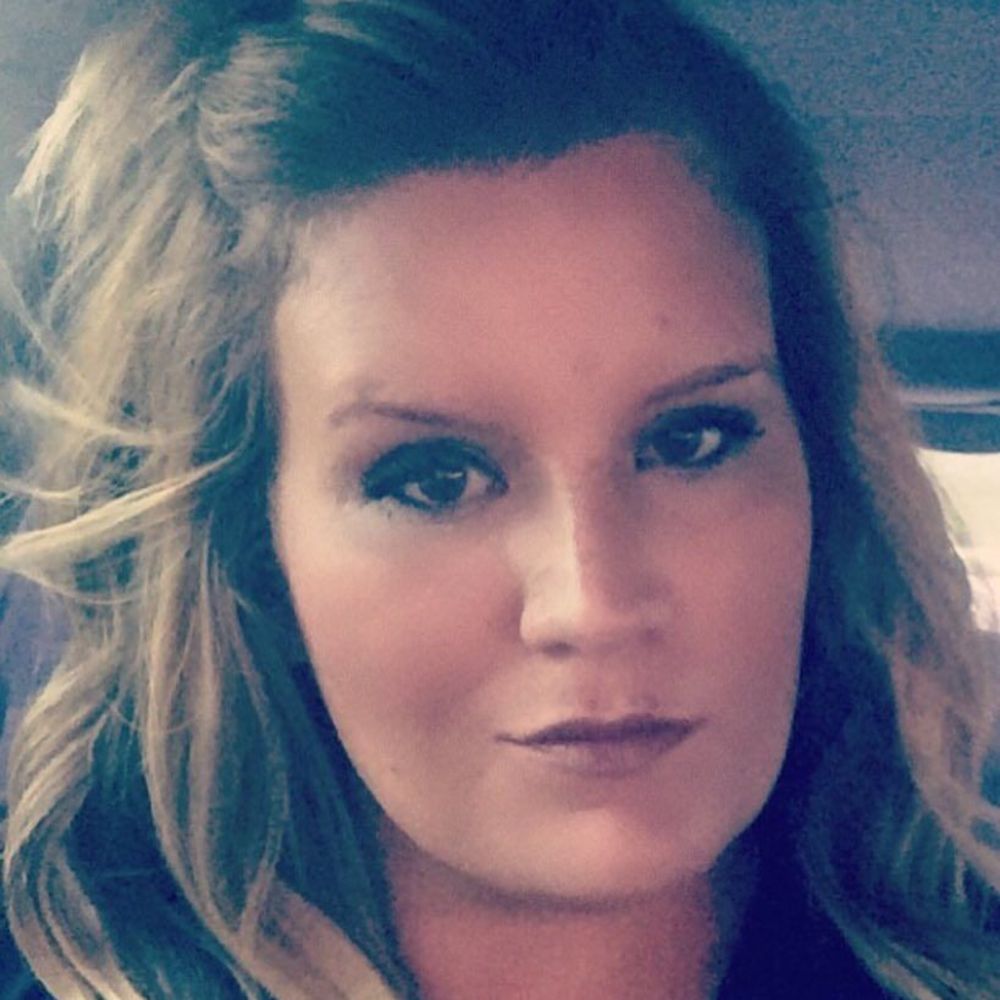Meet your Posher, Stacy